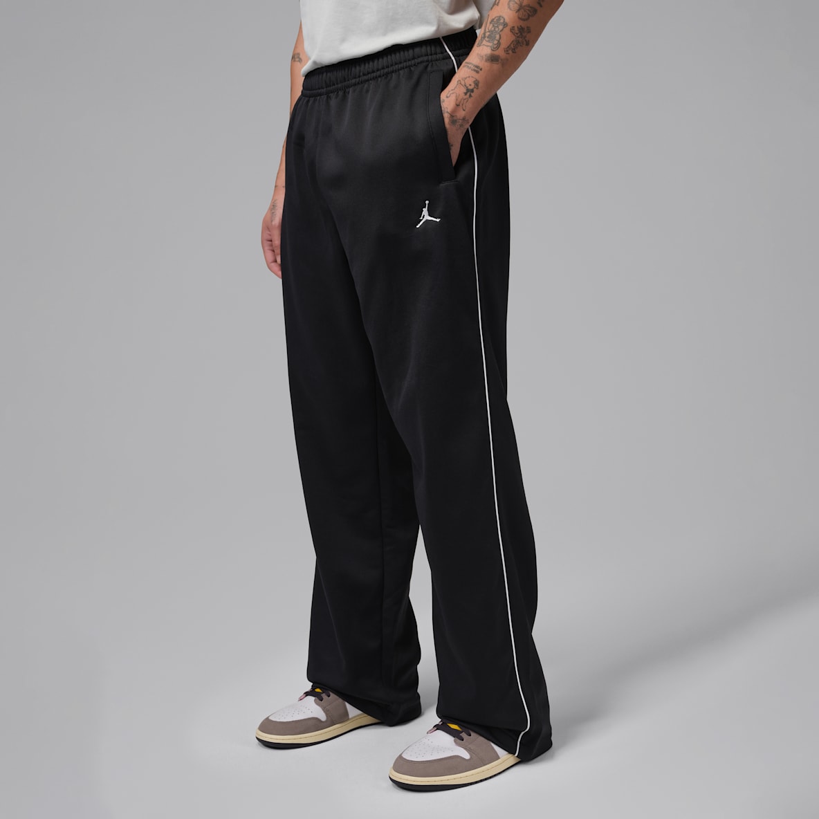 NIKE（ナイキ） ブラックジャージパンツ NIKEJordan レディース TF ワン ウィメンズ パンツ ジャージ ウォーキング・ランニングウェア